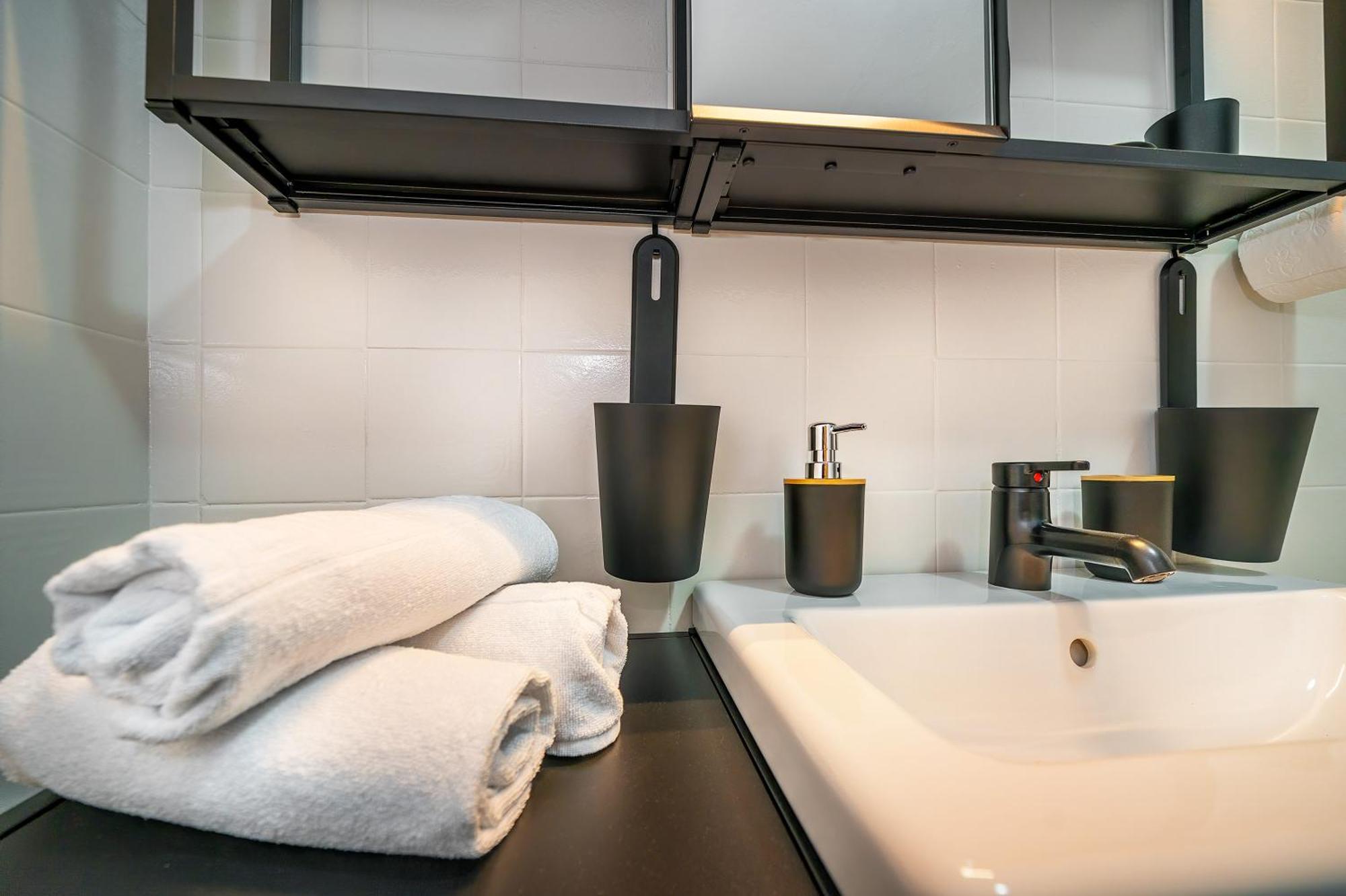 Studio Apartments Gilda バスカ エクステリア 写真