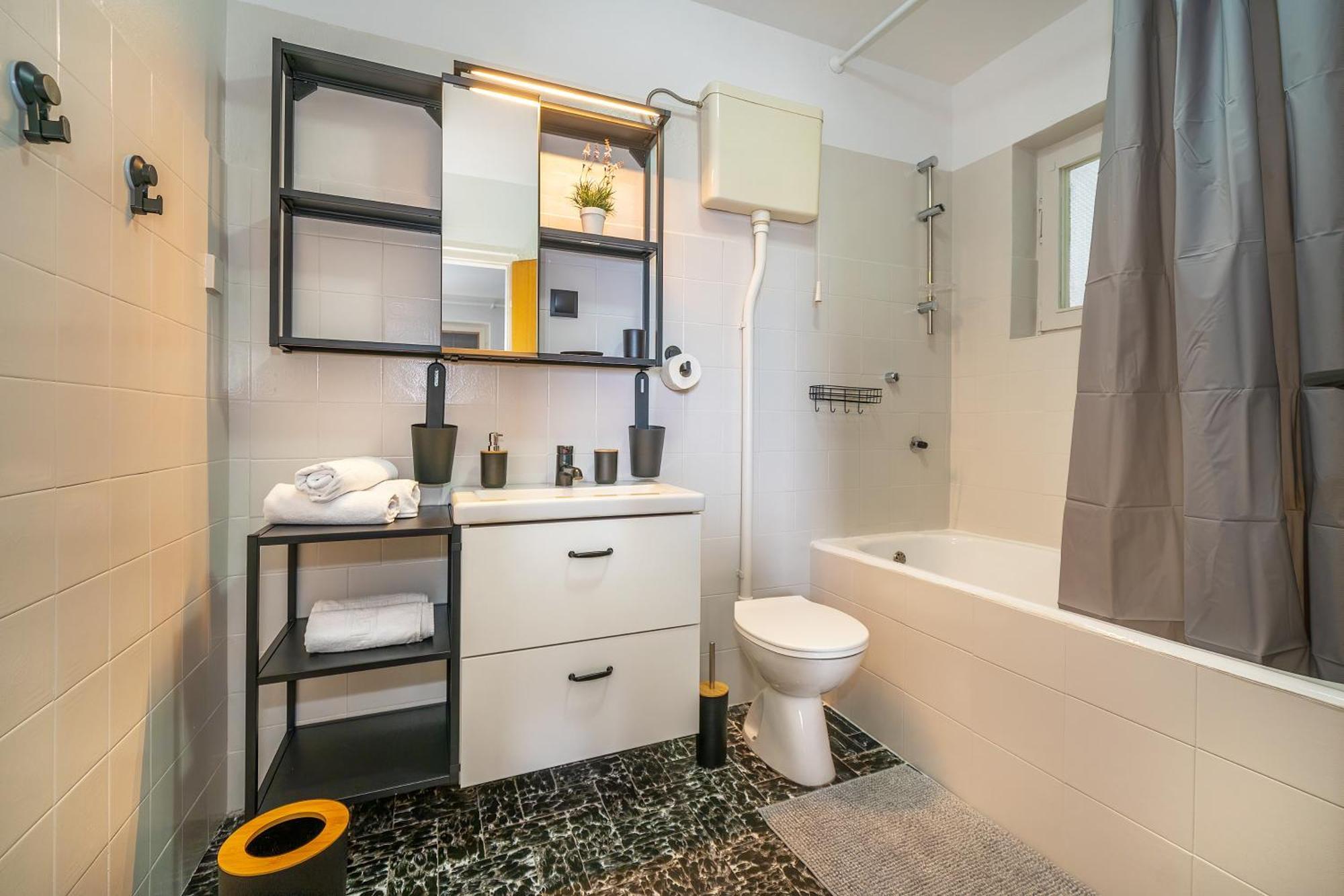 Studio Apartments Gilda バスカ エクステリア 写真